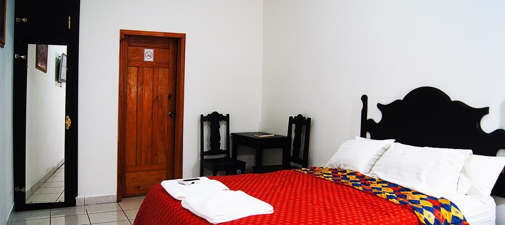 לה סייבה Uw Oasis Hotel חדר תמונה