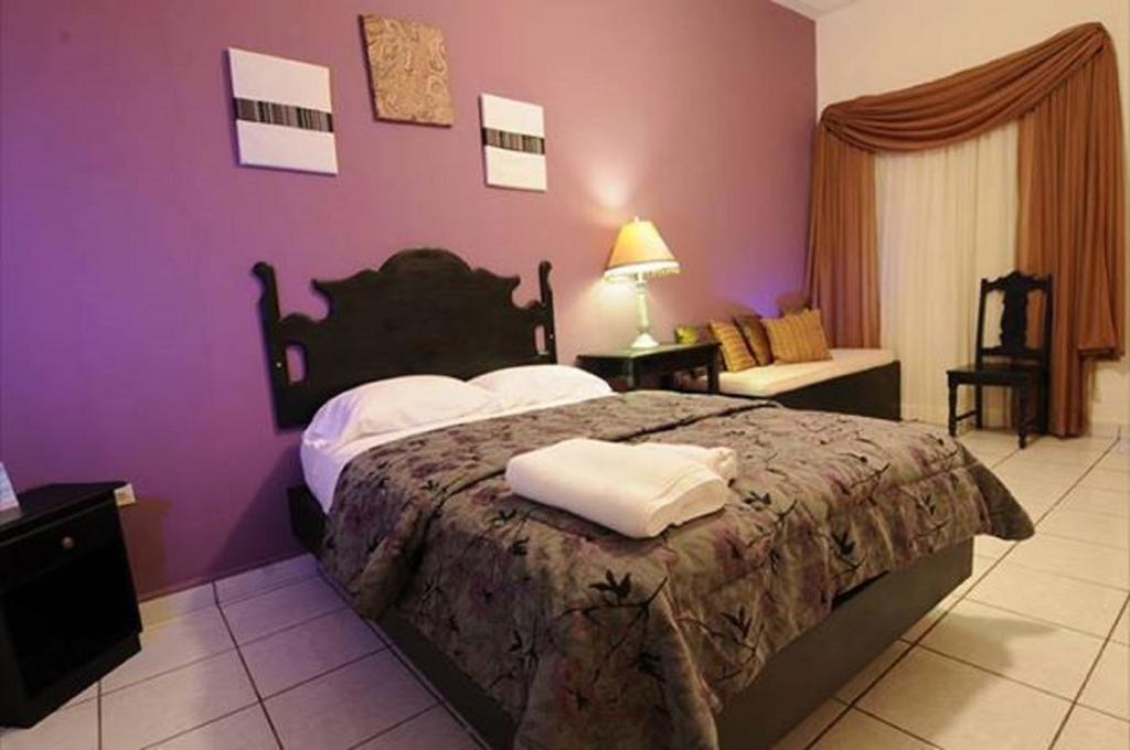 לה סייבה Uw Oasis Hotel מראה חיצוני תמונה
